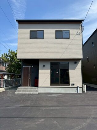 佐賀県内　戸建賃貸F　A.B棟