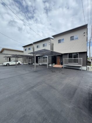佐賀県内　戸建賃貸H　全3棟